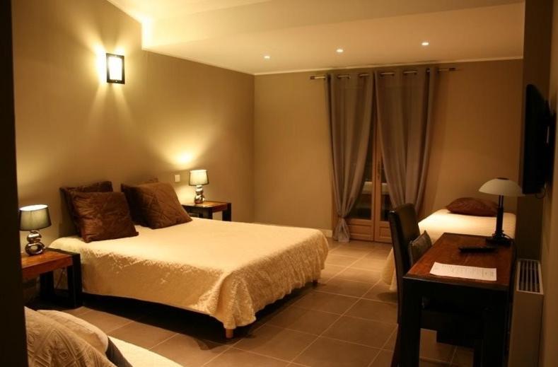 L'Hotellerie Kouros Кюэр Номер фото
