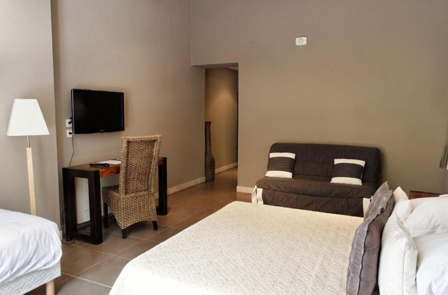 L'Hotellerie Kouros Кюэр Номер фото