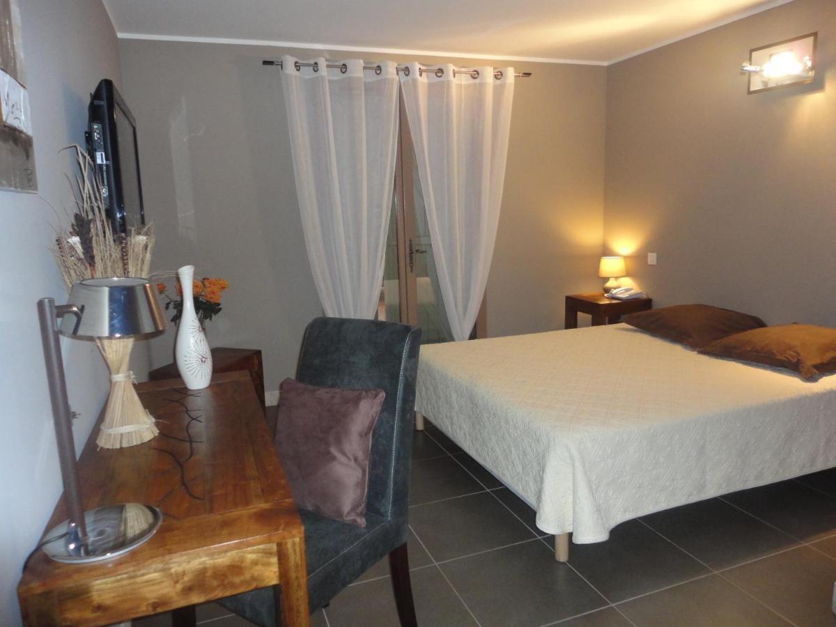 L'Hotellerie Kouros Кюэр Номер фото